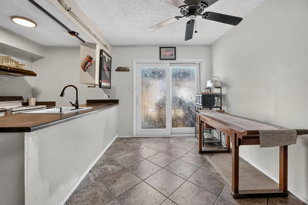 1628 Royal Hill Drive Austin, TX 78741