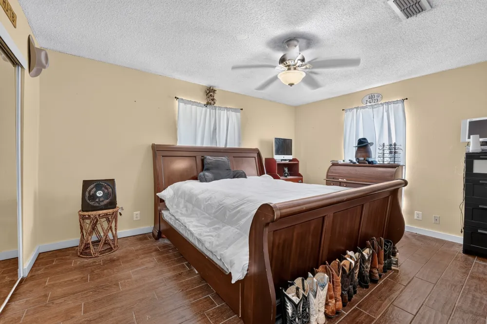 1628 Royal Hill Drive Austin, TX 78741