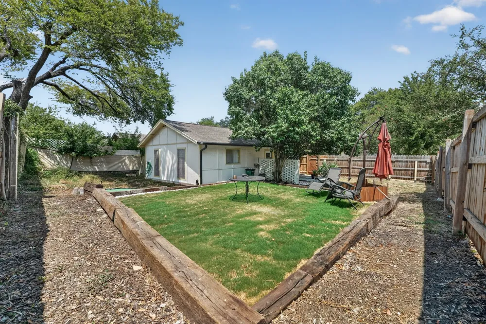 1628 Royal Hill Drive Austin, TX 78741