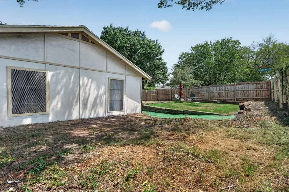 1628 Royal Hill Drive Austin, TX 78741