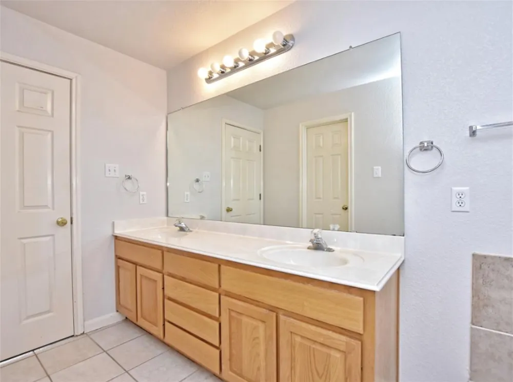 160 Sundance Trail Liberty Hill, TX 78642