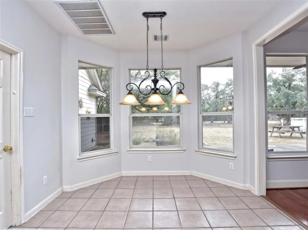 160 Sundance Trail Liberty Hill, TX 78642