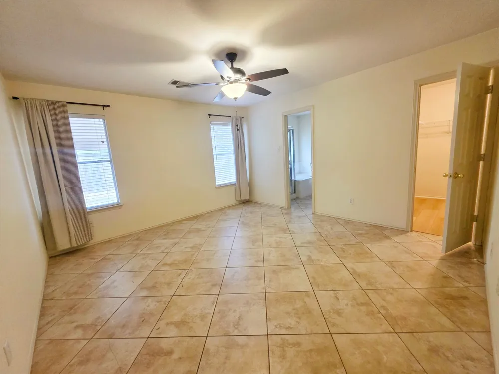 15528 Miss Adriennes Path Pflugerville, TX 78660