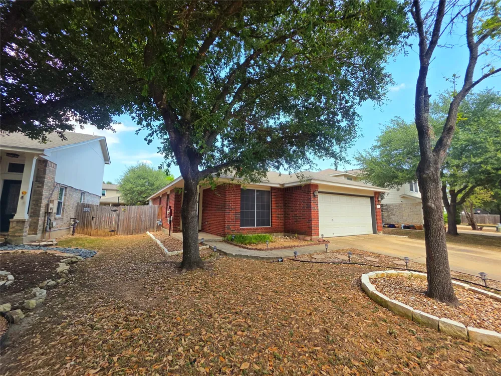 15528 Miss Adriennes Path Pflugerville, TX 78660