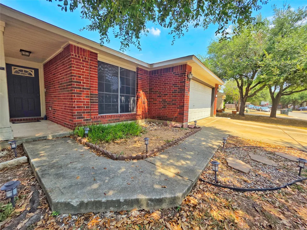 15528 Miss Adriennes Path Pflugerville, TX 78660