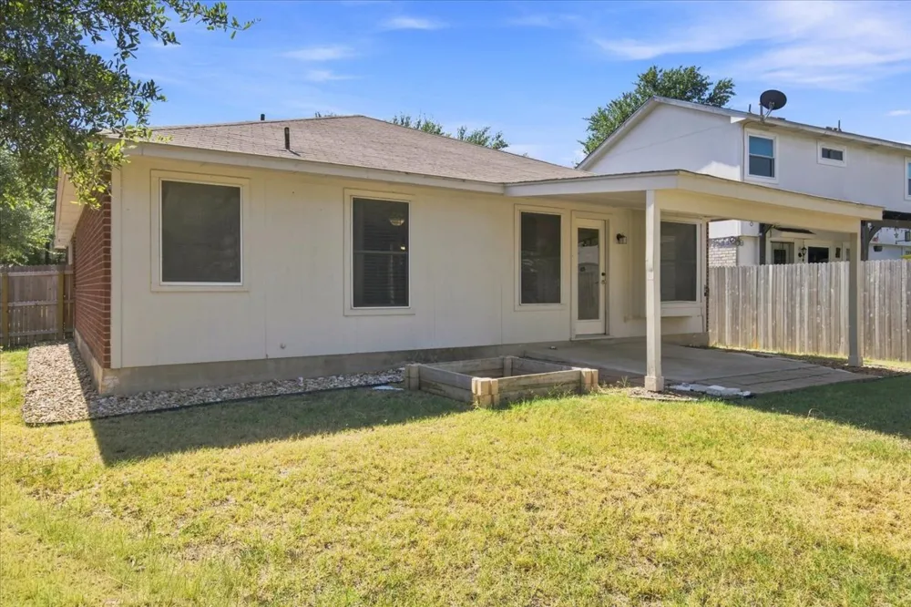 15528 Miss Adriennes Path Pflugerville, TX 78660