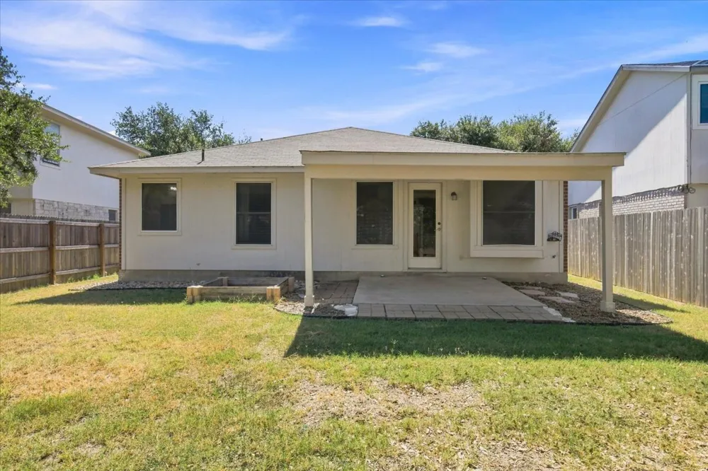 15528 Miss Adriennes Path Pflugerville, TX 78660