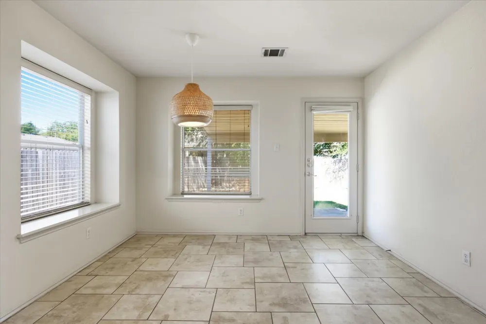 15528 Miss Adriennes Path Pflugerville, TX 78660