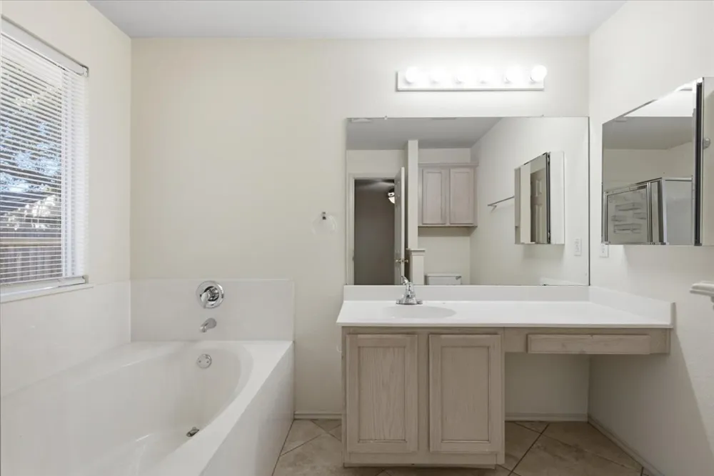 15528 Miss Adriennes Path Pflugerville, TX 78660