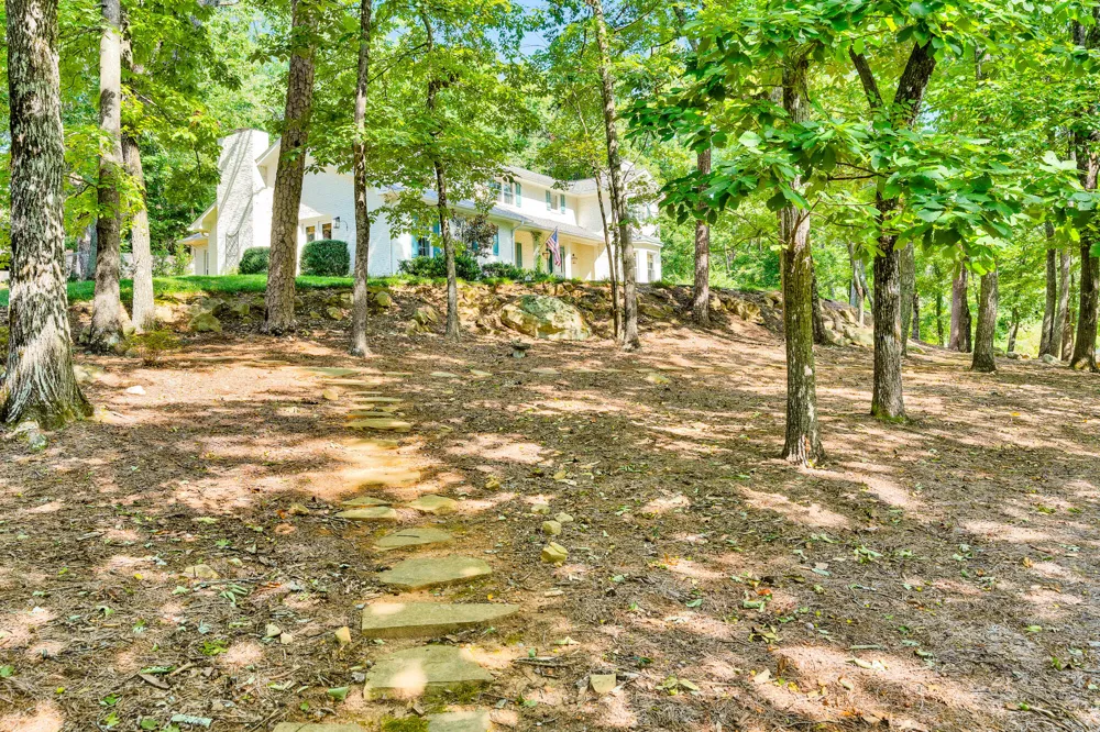 116 Dogwood Drive Lookout Mountain, TN 37350