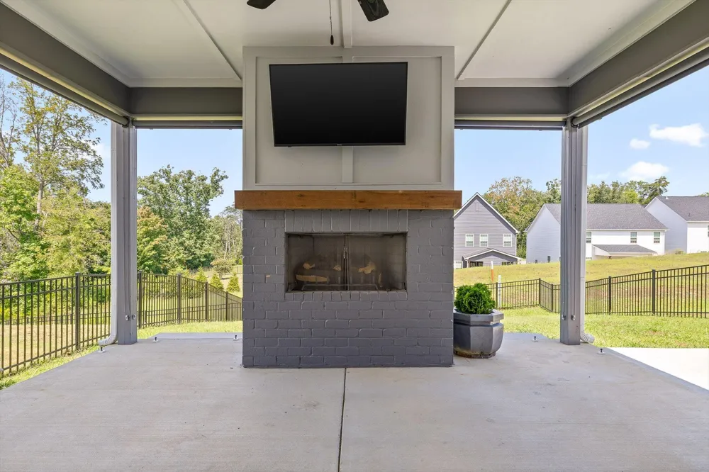 3976 Inlet Loop Chattanooga, TN 37416