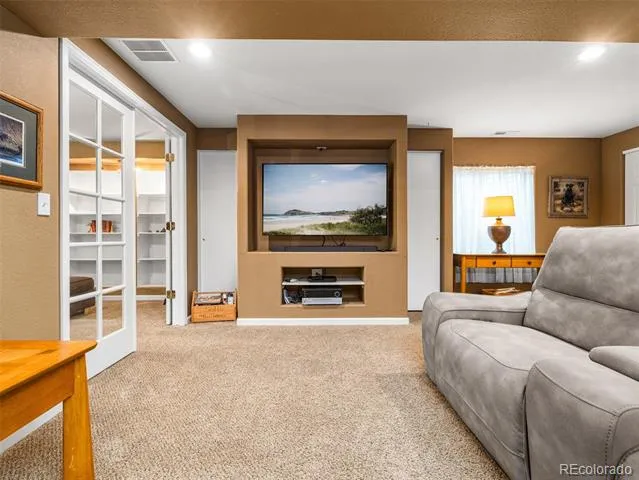 734 E Marigold Drive Pueblo, CO 81007