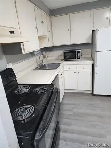 1306 S Parker Road #162 Denver, CO 80231