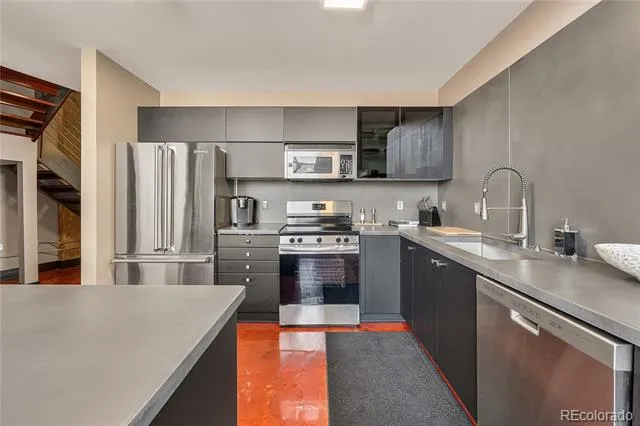 1050 Cherokee Street #301 Denver, CO 80204