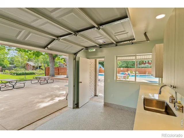 181 Pawnee Drive Boulder, CO 80303