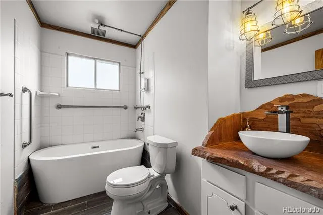11 MacNaughton Road Pueblo, CO 81001