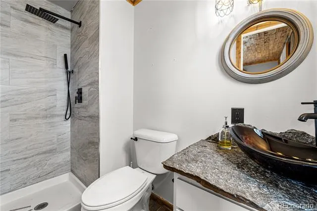 11 MacNaughton Road Pueblo, CO 81001
