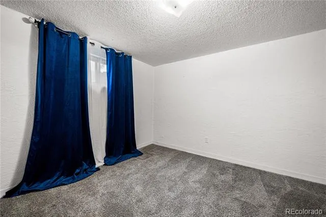 11 MacNaughton Road Pueblo, CO 81001
