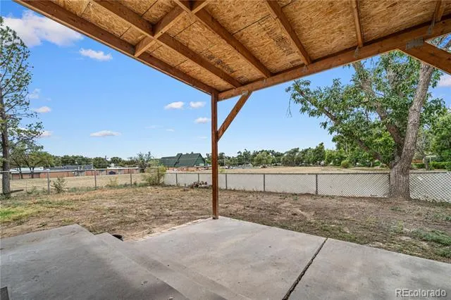 11 MacNaughton Road Pueblo, CO 81001