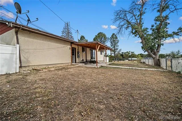 11 MacNaughton Road Pueblo, CO 81001