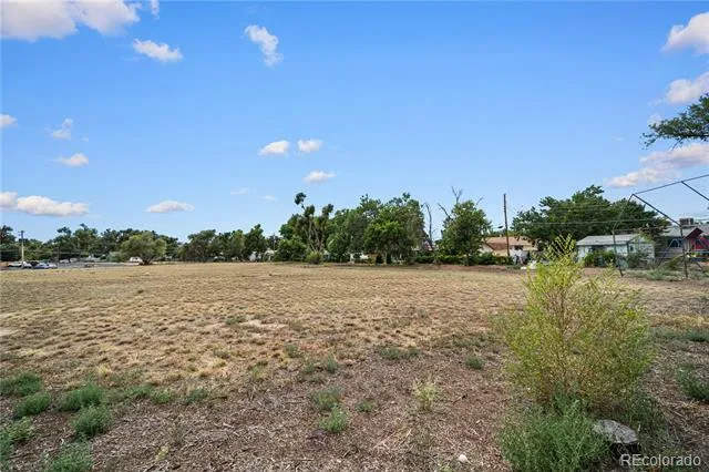 11 MacNaughton Road Pueblo, CO 81001