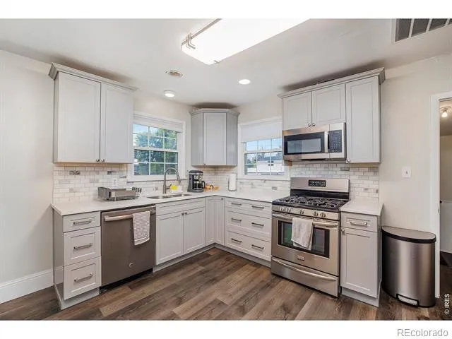 347 W Rafferty Gardens Avenue Littleton, CO 80120