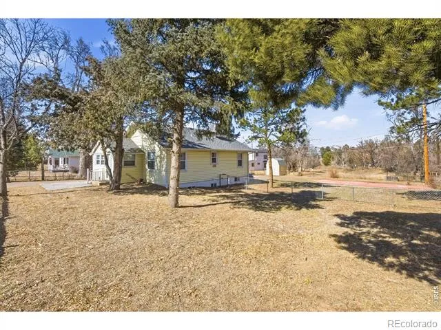 347 W Rafferty Gardens Avenue Littleton, CO 80120