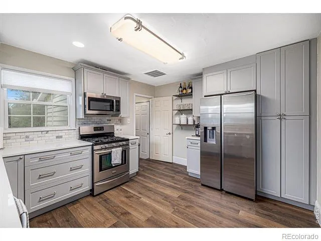 347 W Rafferty Gardens Avenue Littleton, CO 80120