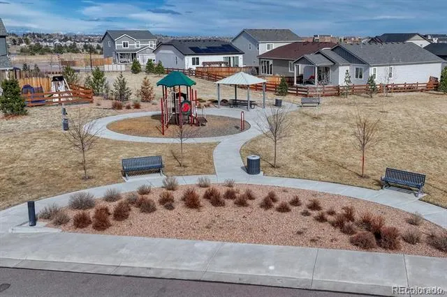 284 Vista Cliff Circle Castle Rock, CO 80104