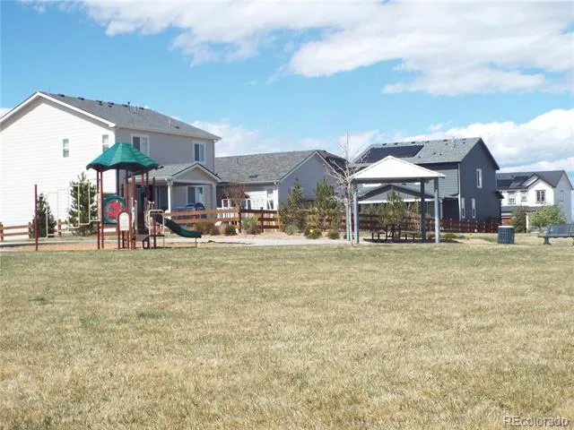 284 Vista Cliff Circle Castle Rock, CO 80104