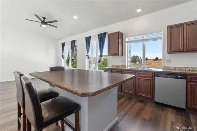 5571 Killarney Street Denver, CO 80249