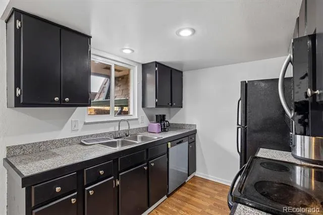 7711 W GLASGOW PLACE Littleton, CO 80128