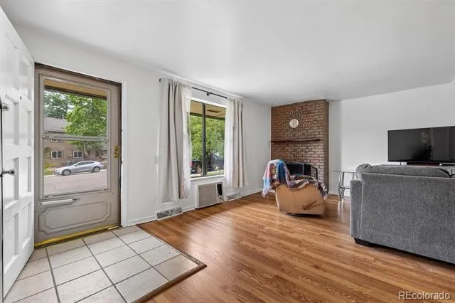 7711 W GLASGOW PLACE Littleton, CO 80128