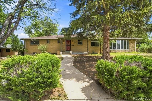 6974 S Lakeview Street Littleton, CO 80120