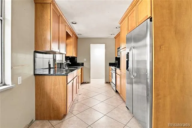 6974 S Lakeview Street Littleton, CO 80120