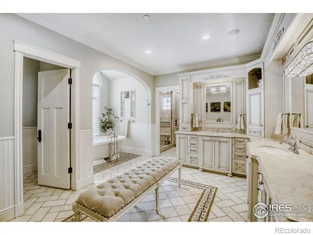7677 Portico Place Longmont, CO 80503