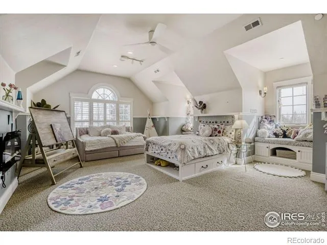 7677 Portico Place Longmont, CO 80503