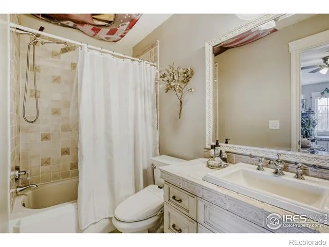 7677 Portico Place Longmont, CO 80503