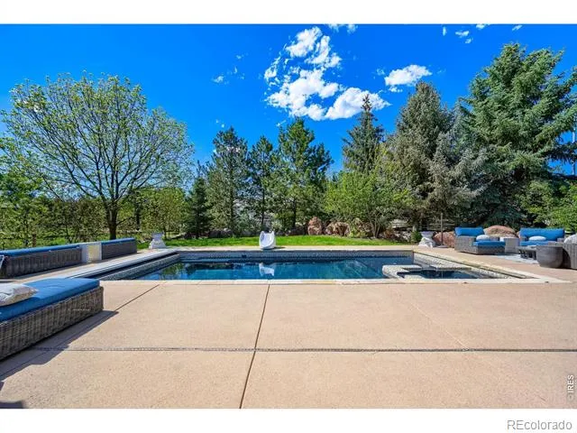 7677 Portico Place Longmont, CO 80503