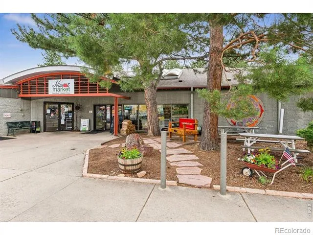 7314 Timothy Place Niwot, CO 80503