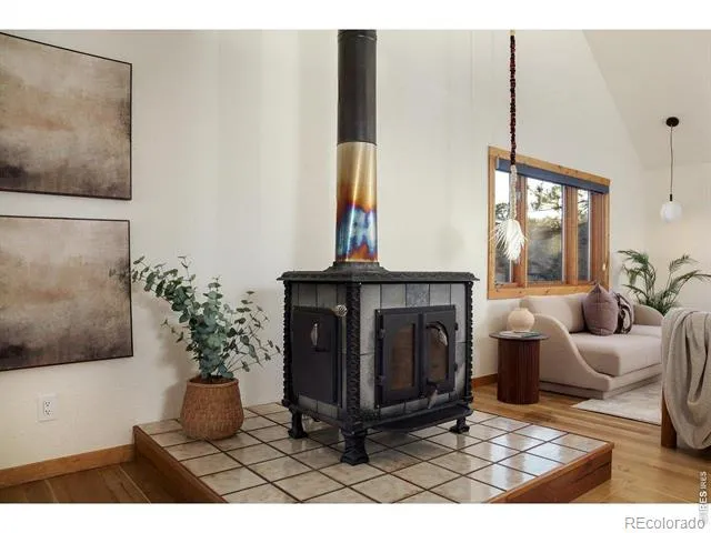 1893 Colard Lane Lyons, CO 80540
