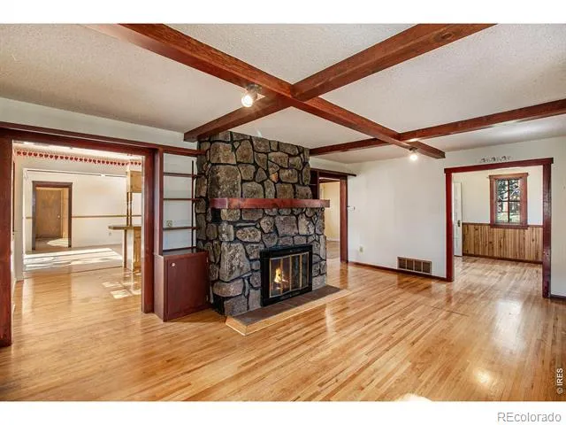 1141 Wallace Lane Estes Park, CO 80517