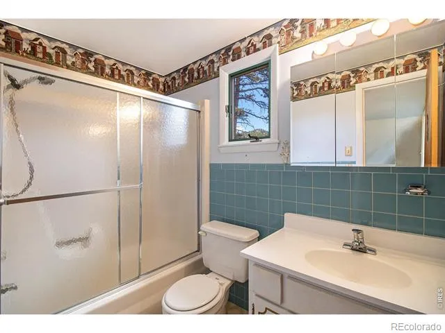 1141 Wallace Lane Estes Park, CO 80517