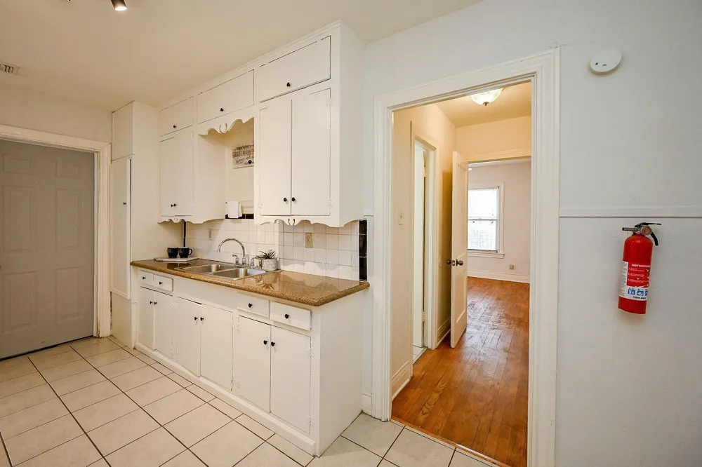 1804 Summer Street Houston, TX 77007