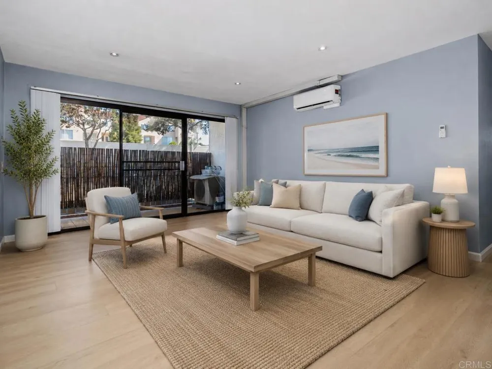 8324 Regents Road #1B San Diego, CA 92122