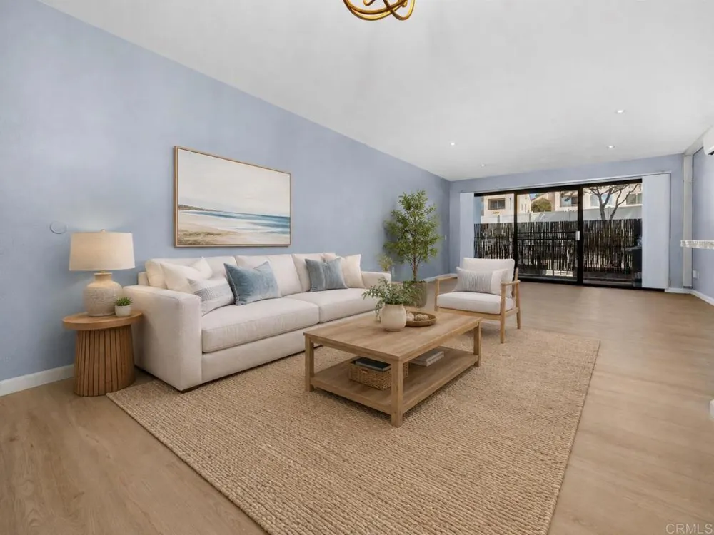 8324 Regents Road #1B San Diego, CA 92122