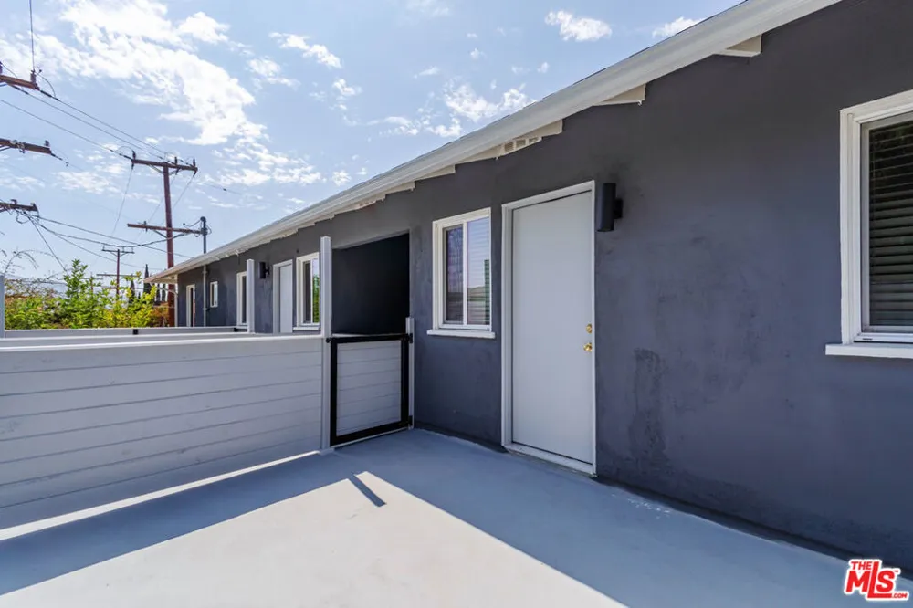 1812 W Glenoaks Boulevard #D Glendale, CA 91206