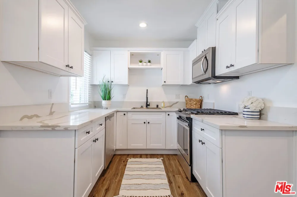 1812 W Glenoaks Boulevard #D Glendale, CA 91206