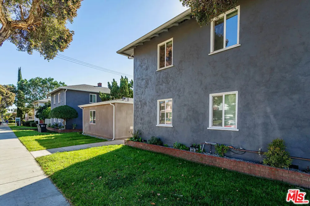 1812 W Glenoaks Boulevard #D Glendale, CA 91206