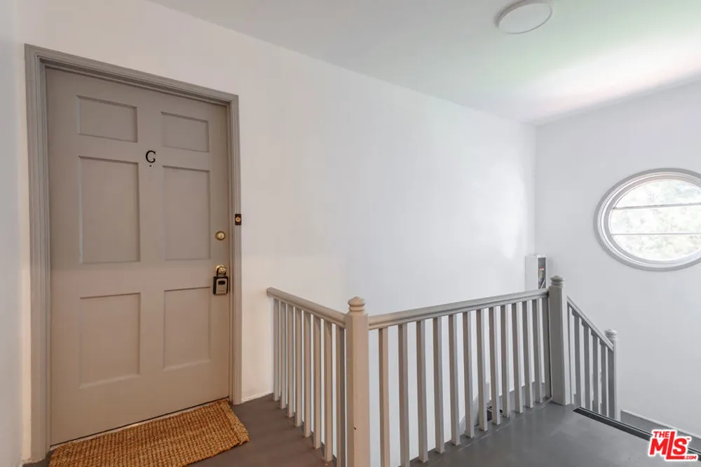 1812 W Glenoaks Boulevard #D Glendale, CA 91206